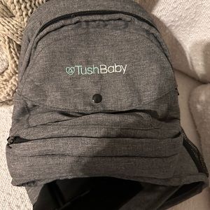 Selling my gray tushbaby in great condition